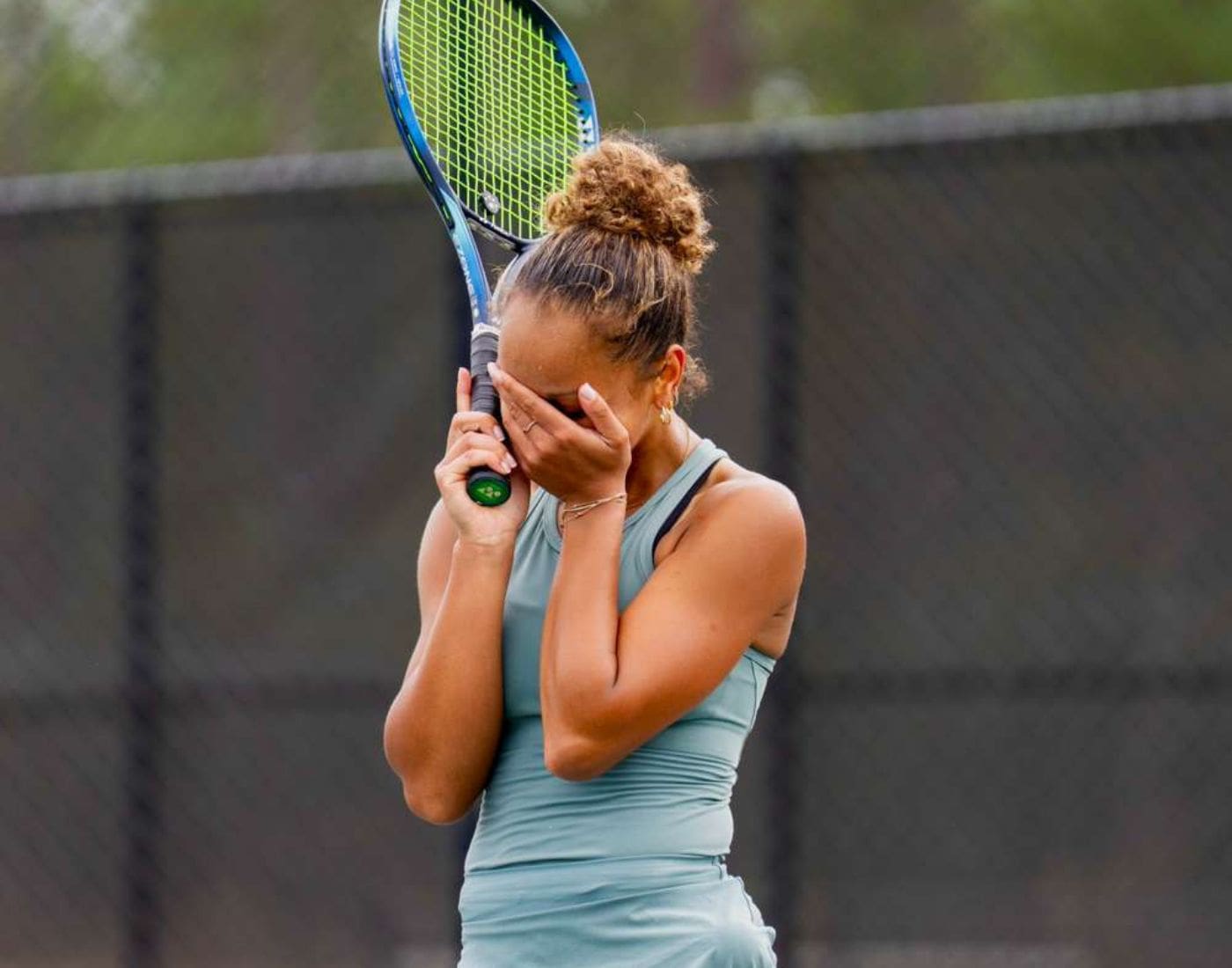 Sofia Johnson Captures 1st Pro Title